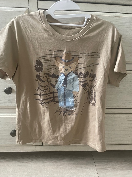 Tops - Women’s bear tee shirt